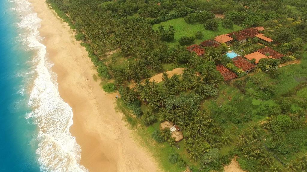 Ranna 212 Beach Resort Kahandamodara المظهر الخارجي الصورة